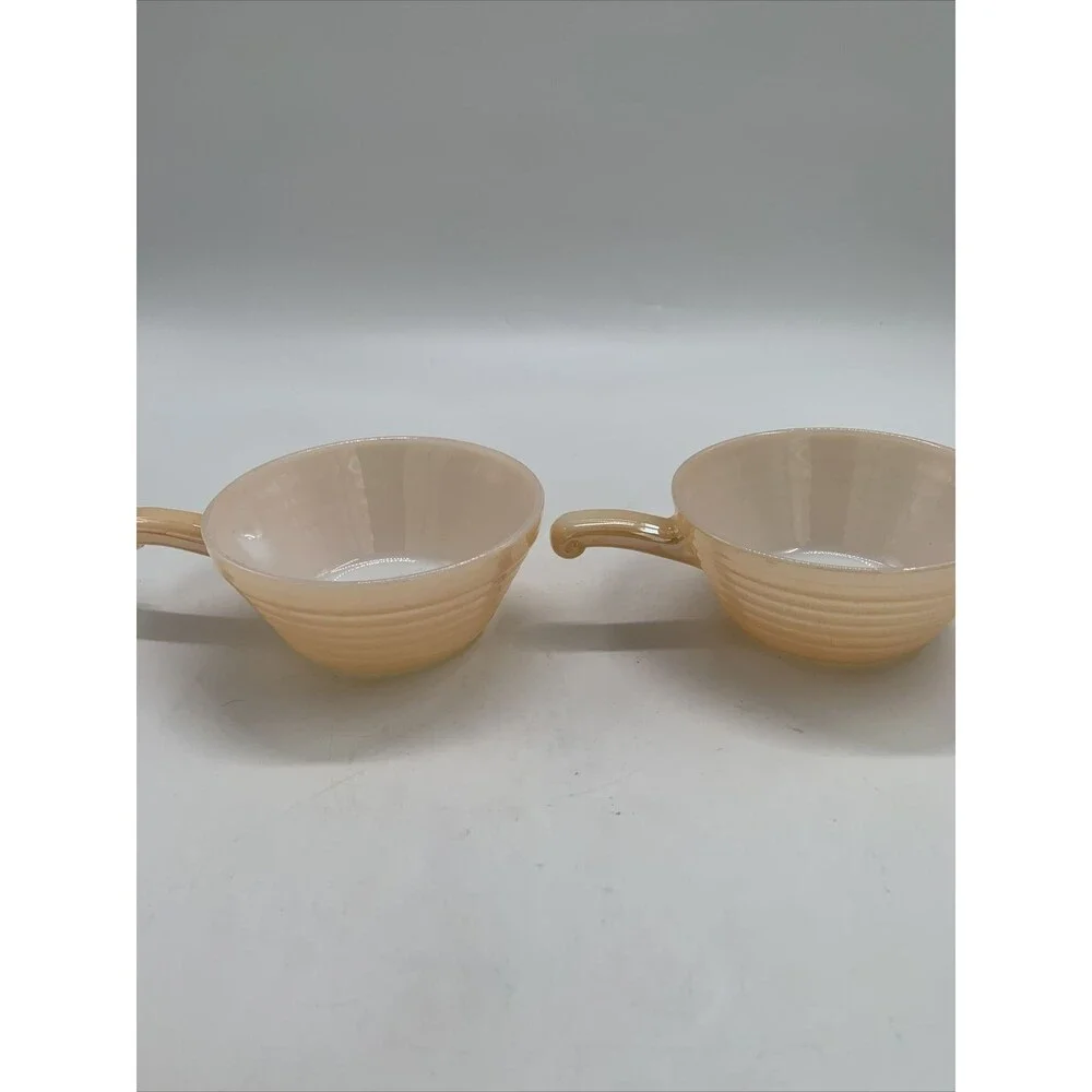 4 Vtg. Anchor Hocking Fire King Ware Peach Luster Beehive Handled Soup Bowl 14